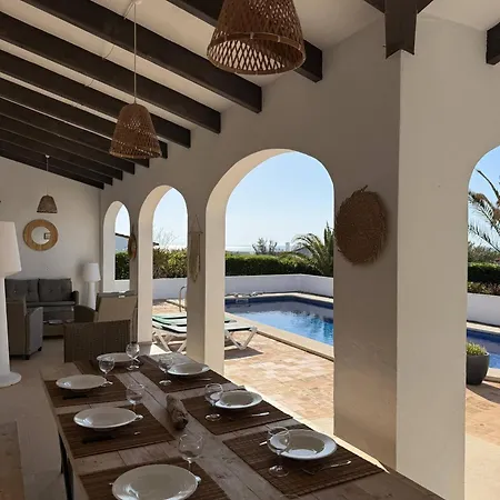 For 8 With Sea View And Pool In Salgar * サルガール