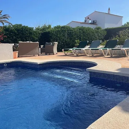 別荘 For 8 With Sea View And Pool In Salgar